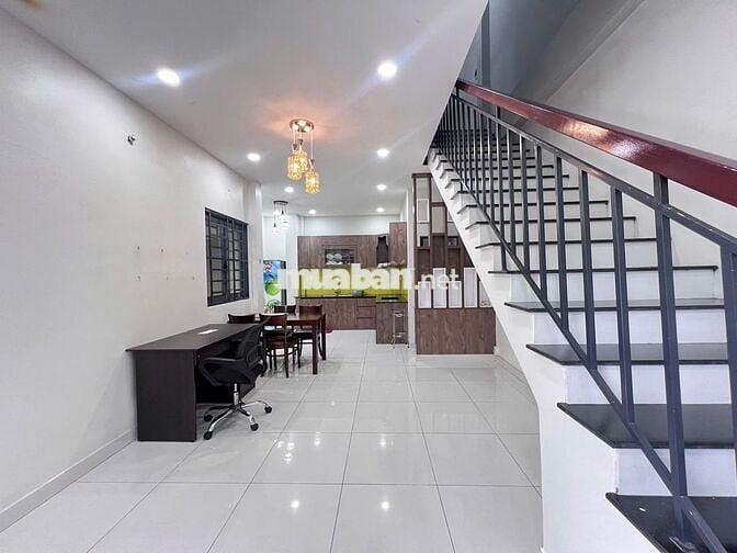 Cho thuê nhà nguyên căn 2 tầng KĐT Oasis, 2PN,gần ĐH Việt Đức, giá 6tr
