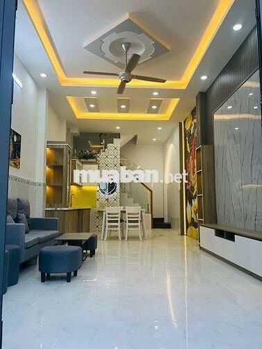 Bình Tân - bán nhà 2 tầng 2PN , 2WC 40m2 đường số 4 - 4 tỷ 7