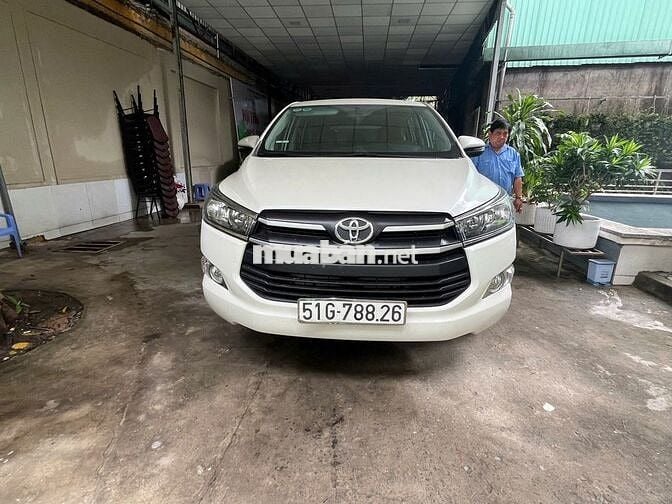 Cần thanh lý xe Toyota Innova (7 chỗ)