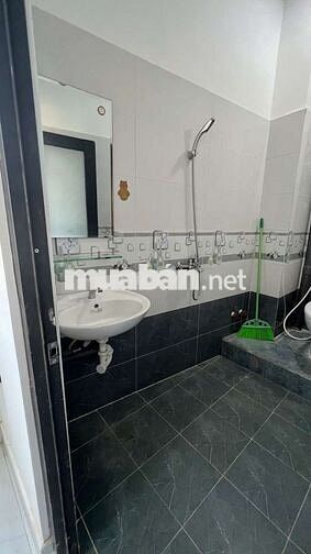 CHO THUÊ CĂN STUDIO FULL NỘI THẤT CỬA SỔ TRỜI GIÁ SINH VIÊN