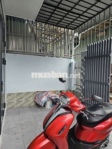 NHÀ 3 TẦNG CẠNH LÀNG ĐẠI HỌC.TT LINH XUÂN DT 68M2 GIÁ 4 TY x