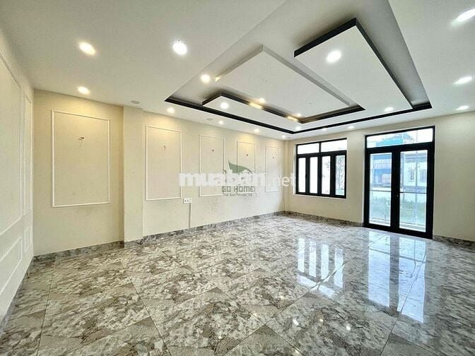 CHO THUÊ NHÀ KINH DOANH 4 TẦNG MẶT TIỀN THÍCH QUẢNG ĐỨC CÓ THANG MÁY