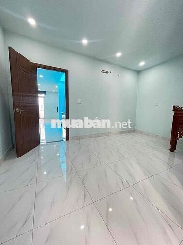 Cho thuê nhà đối diện chung cư Phúc Đạt phù hợp làm văn phòng