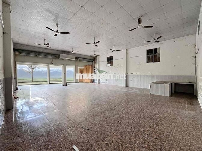 CHO THUÊ MẶT BẰNG RIÊNG BIỆT RỘNG 160M2 NGANG 10M