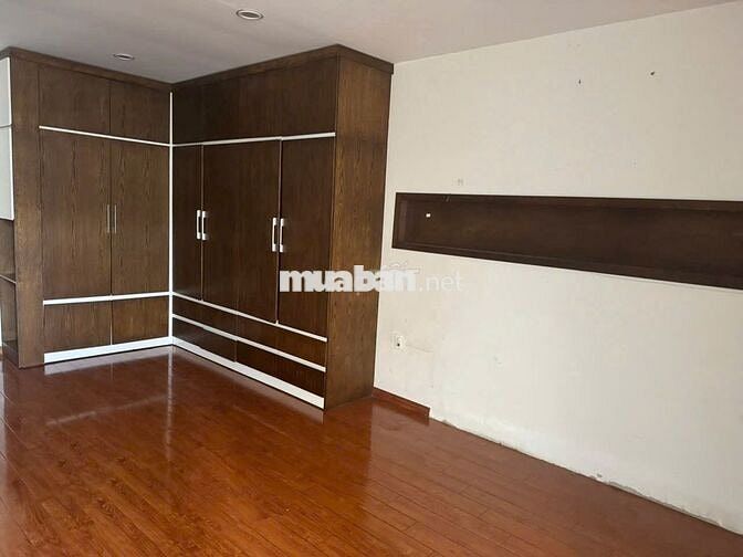 🏡 Cho Thuê Nhà Đường Lê Văn Huân_5x18m,Trệt 3 Lầu, Cho KD Tự Do.