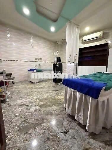 Cho Thuê Mặt Bằng Đường Trần Quang Khải, Quận 1 ( KD TỰ DO - 4,2x25m )