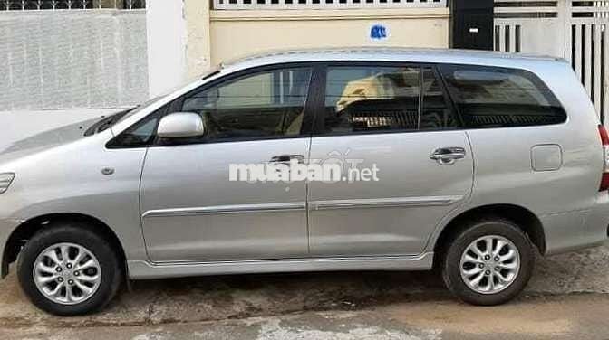Innova số tự động 2014, máy móc nguyên zin 100%.