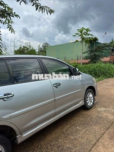 Innova số tự động 2014, máy móc nguyên zin 100%.