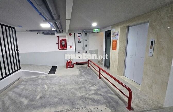 Cho thuê nhà mặt tiền đường Nguyễn Đức Thuận, dt 6x20 trệt 4 lầu