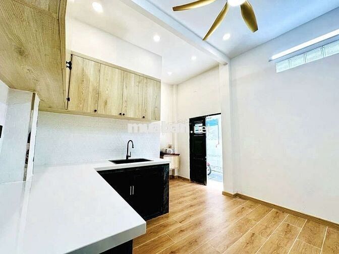 💥 MẶT TIỀN KINH DOANH SẦM UẤT – HIẾM CÓ KHÓ TÌM – TRUNG TÂM QUẬN 4