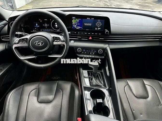 Hyundai Elantra 2022 Đặc biệt 1.6L,màu đen,46000km
