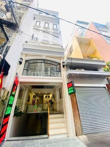 KHÁCH SNAJ 8 PHÒNG CHÍNH CHỦ BÁN 5TỶ850 VỊ TRÍ LÊ QUANG ĐỊNH SẦM UẤT