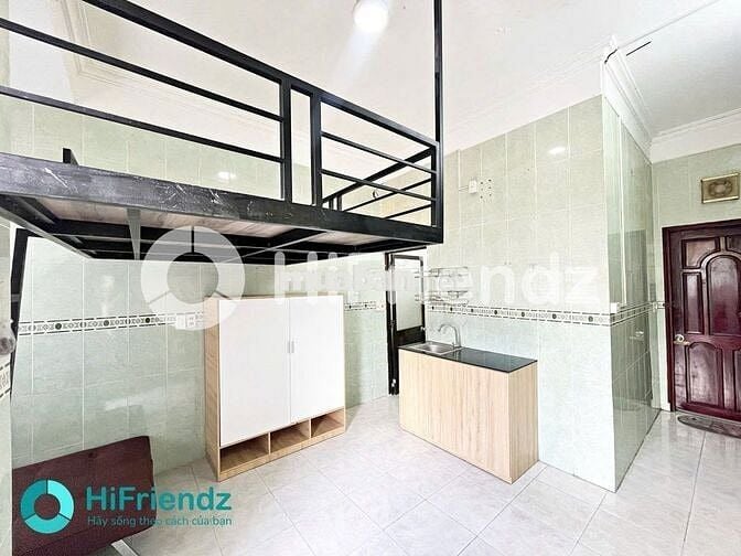 PHÒNG CÓ GÁC – BAN CÔNG – THANG MÁY – FULL NỘI THẤT TRUNG TÂM Q6
