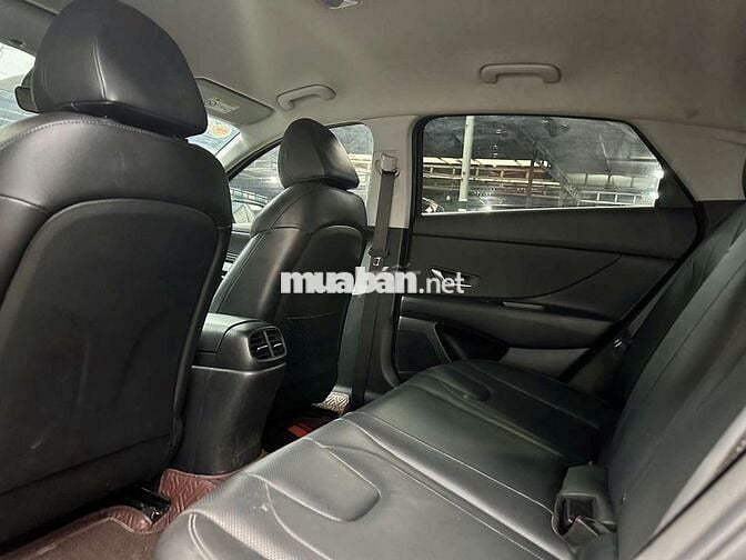 Hyundai Elantra 2022 Đặc biệt 1.6L,màu đen,46000km