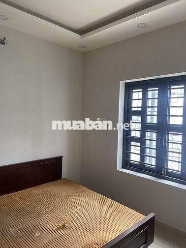 460HBC - Nhà hình chữ L , có giếng trời , hoàn công đầy đủ
