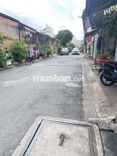 NHÀ ĐẸP ÂU CƠ - CHỦ BỚT LỘC 100TR - TÂN PHÚ - 2 TẦNG - SÁT HẺM XE HƠI