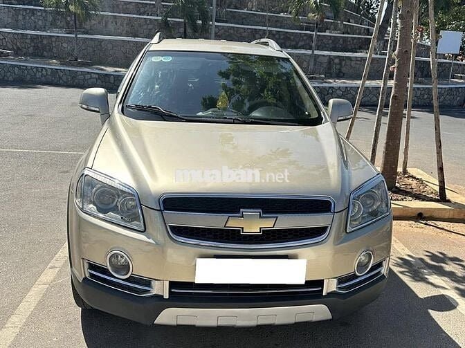 Chevrolet Captiva LTZ 2010 màu vàng cát