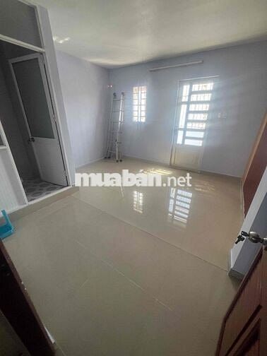 Cho thuê nhà hxt thông 4x16m 2 lầu st 4pn 3wc 12tr