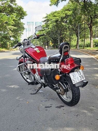 SUZUKI -GZ150 ĐỎ HIẾM