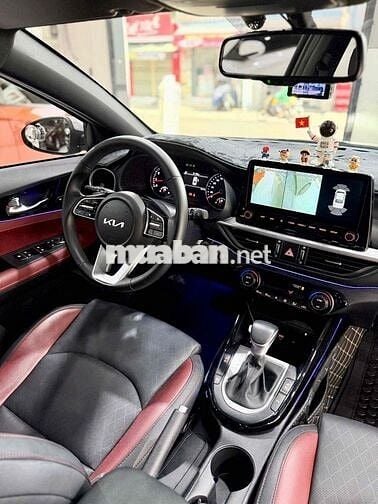 Kia K3 2024 Premium 2.0 AT - 7600 km