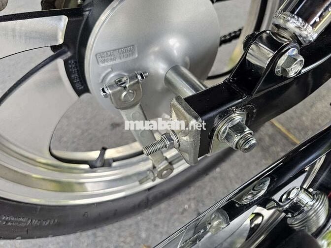 SUZUKI -GZ150 ĐỎ HIẾM