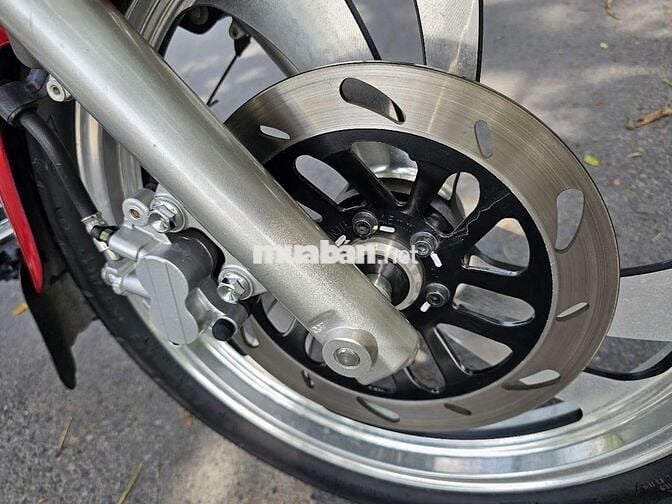 SUZUKI -GZ150 ĐỎ HIẾM