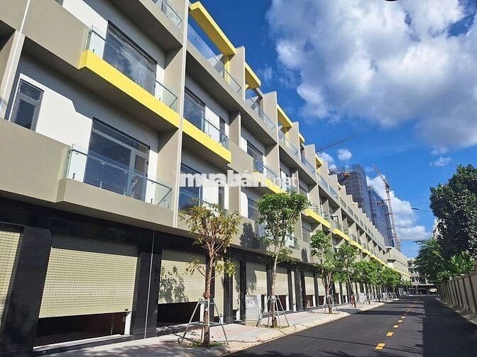 Bán nhà mặt phố tại Bcons Uni Valley, 7,5 tỷ, 60m2 đẹp, nhiều tiện ích