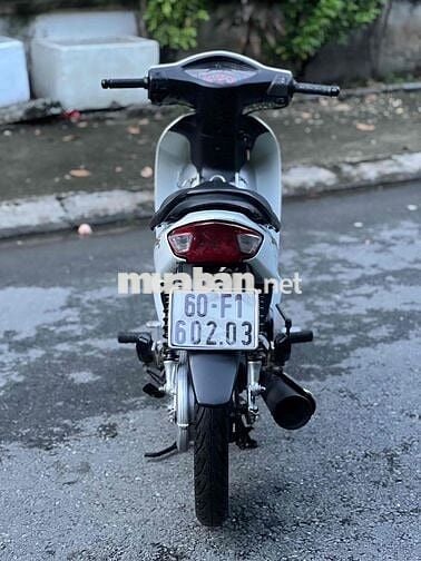🌈Xe honda Wave 2014 màu  trắng đen mới len k