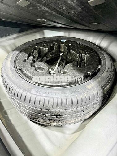 Kia K3 2024 Premium 2.0 AT - 7600 km