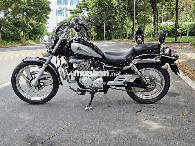 SUZUKI - GZ150 - 2018