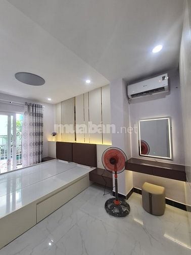 BÁN NHÀ CĂN GÓC ĐƯỜNG NGUYỄN TRI PHƯƠNG QUẬN 10