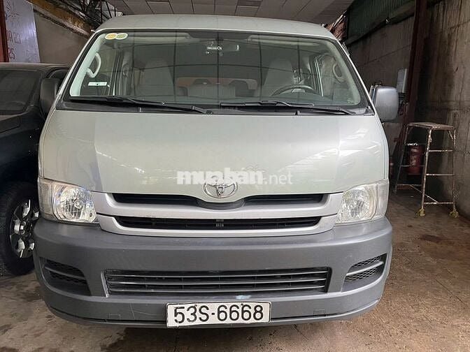 Thanh lý xe Toyota Hiace (16 chỗ)