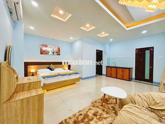 Căn Hộ Full Nội Thất - Rộng Rãi - Thoáng - Ngã Tư Bốn Xã - Hoà Bình