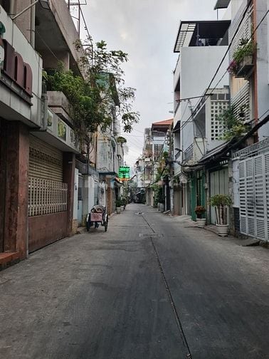 BÁN NHÀ CĂN GÓC ĐƯỜNG NGUYỄN TRI PHƯƠNG QUẬN 10