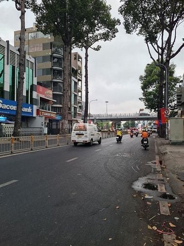 BÁN NHÀ CĂN GÓC ĐƯỜNG NGUYỄN TRI PHƯƠNG QUẬN 10