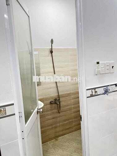 cho thuê phòng trọ đầy đủ tiện nghi hẻm Mã Lò, nhiều tiện ích