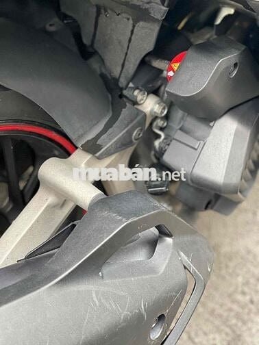 Vario 160 CBS màu trắng