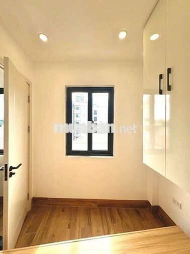 Khai trương CCMN 40m2 Full đồ. Ban công, máy giặt tại Khương Đình