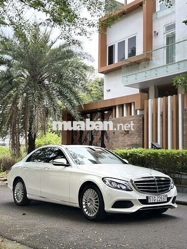 Merc C250 Exclusive 2016 Trắng & Cọp 50 ngàn Km