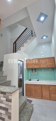 Nhà mới tuyệt đẹp, 02 căn đôi, 1Trệt, 2 lầu, ST, Hẻm 184 Lưu Hữu Phước