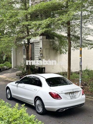 Merc C250 Exclusive 2016 Trắng & Cọp 50 ngàn Km