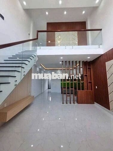 CHỦ KẸT TIỀN NỢ NGÂN HÀNG BÁN LỖ CĂN NHÀ TRỆT LẦU NGAY CHỢ BÌNH CHÁNH