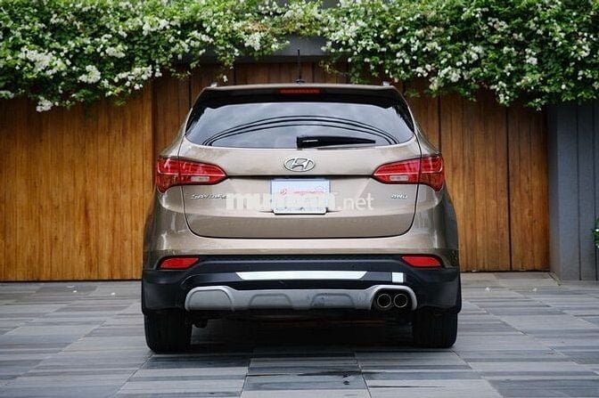 Hyundai Santa Fe 4WD 2015 - 75000 km