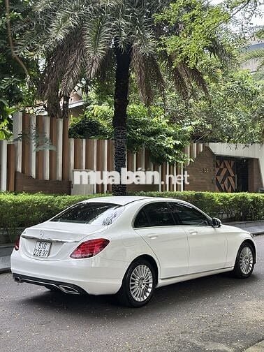 Merc C250 Exclusive 2016 Trắng & Cọp 50 ngàn Km