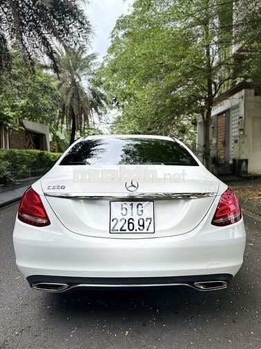 Merc C250 Exclusive 2016 Trắng & Cọp 50 ngàn Km