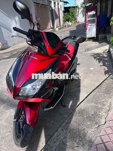 Cần Bán Xe Airblade Đang Đi 2013 chính chủ chạy