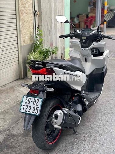 Vario 160 CBS màu trắng