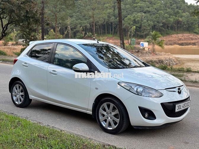 Mazda 2 2014 1.5 AT - 110000 km