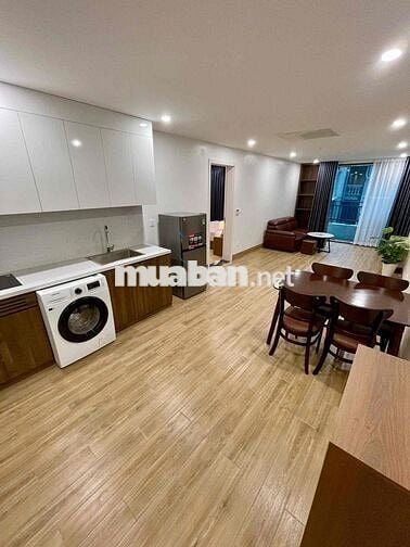 Cho thuê ccmn 2N1K2WC-80m2 mới tinh view Hồ Tây ngõ 267 Hoàng Hoa Thám