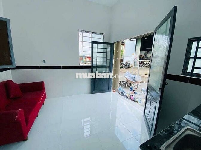 NHÀ NHỎ PHÙ HỢP Ở GIA ĐÌNH TRỐNG SẴN CÓ THỂ Ở LIỀN RIÊNH BIỆT